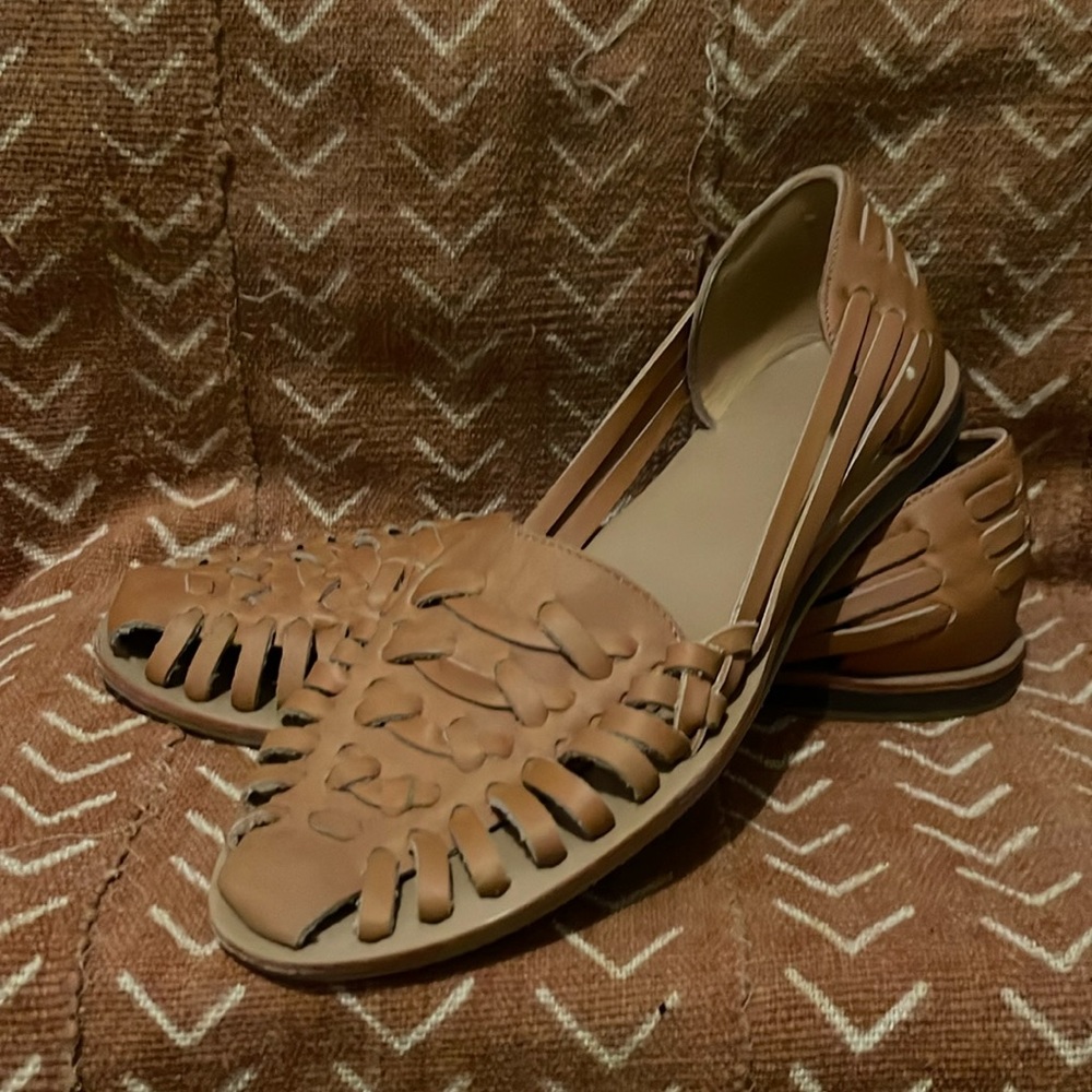 Nisolo Almond Women’s Huarache Sandal